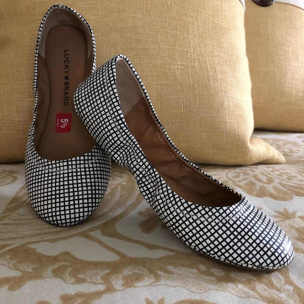 NWOT Lucky Brand leather ballet flats